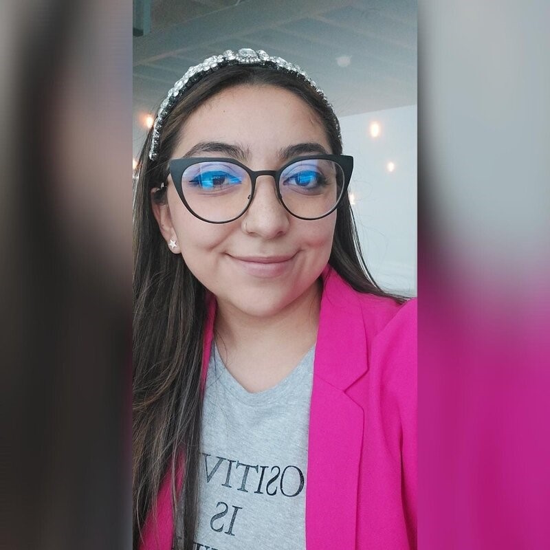 Karen Medrano 2